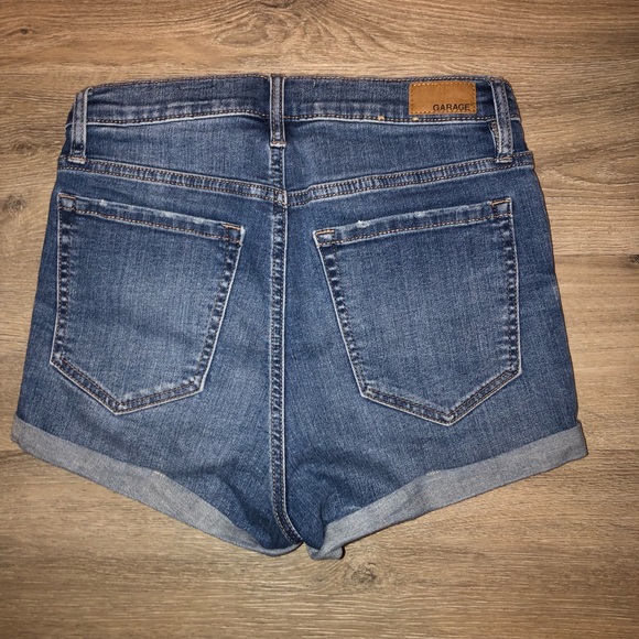 Ultra high rise blue jean shorts - Picture 2 of 2